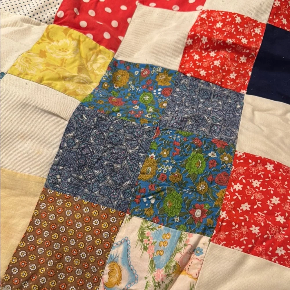 Quilt Vintage Blue,Yellow,Multi Color Tied Quilt
